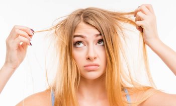 In questo articolo parliamo della relazione esistente tra stress e caduta dei capelli. Ti aiuterò a capire se lo stress può essere la causa di una caduta aumentata, come agisce e come puoi fronteggiarlo al meglio per recuperare i capelli persi