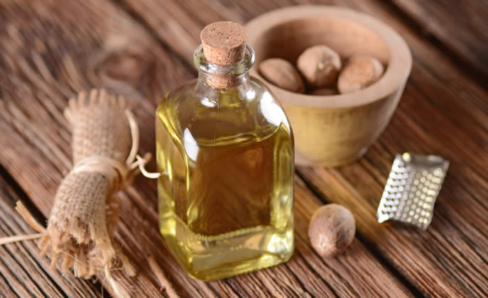 Olio Essenziale di Noce Moscata